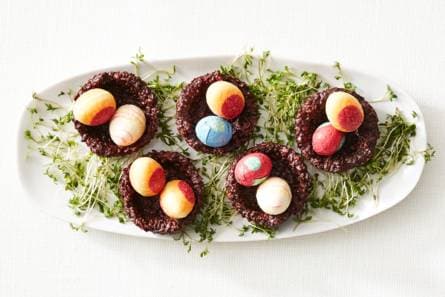 Granolanestjes met paaseitjes