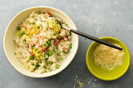 Risotto met tuinerwten, spek en ui