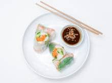 Spring rolls van VietView: leg alle ingrediënten gesneden, gebakken en/of gestoomd klaar. Dat rolt relaxed!