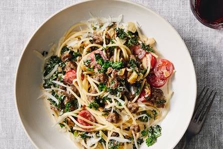 Spaghetti met boerenkool en braadworst