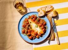 Acqua pazza (zeebaars in tomatensaus) (advertorial)