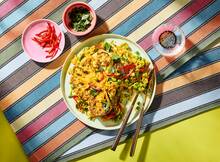 Gele-curry-bloemkoolsteak met rijst (advertorial)