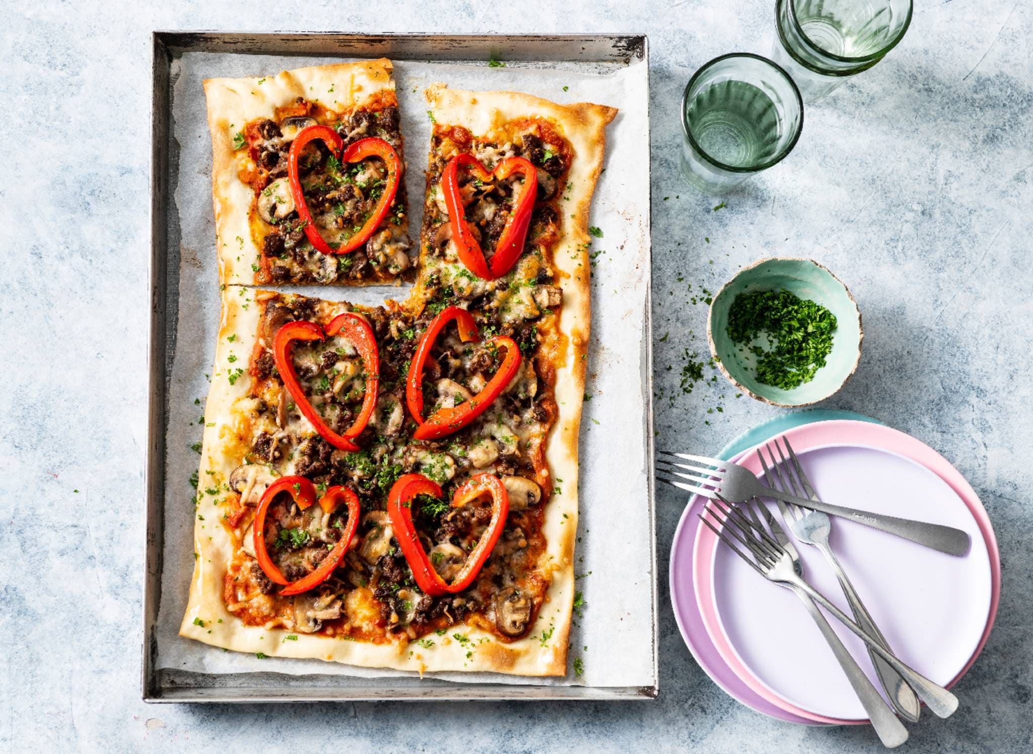 Moederdag Plaattaart Bolognese Met Paprikahartjes Recept Allerhande