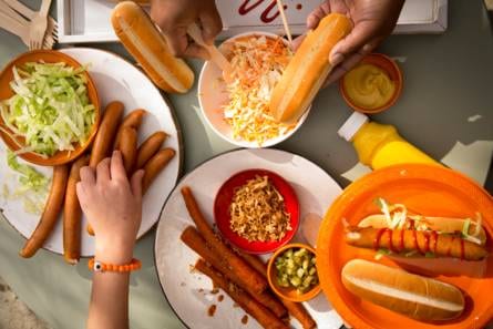 Hotdogbuffet met knakwortel