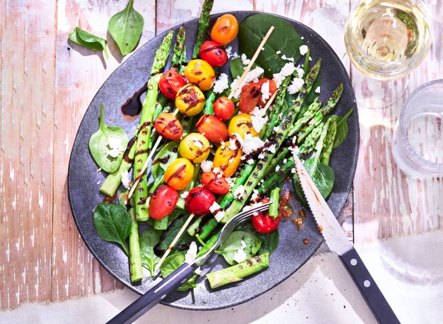 Smokey asperge tomaatsalade met feta Recept Allerhande Smokey asperge tomaatsalade met feta Recept Allerhande