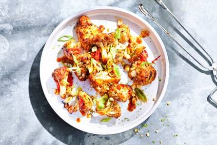 Sticky cauliflower (gegrilde bloemkoolroosjes) van Jord Althuizen