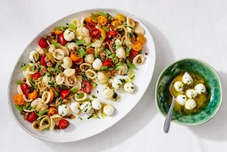 Orecchiette met worst en buffelmozzarella