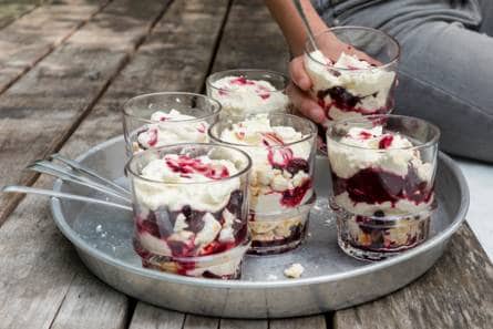 Eton mess trifle