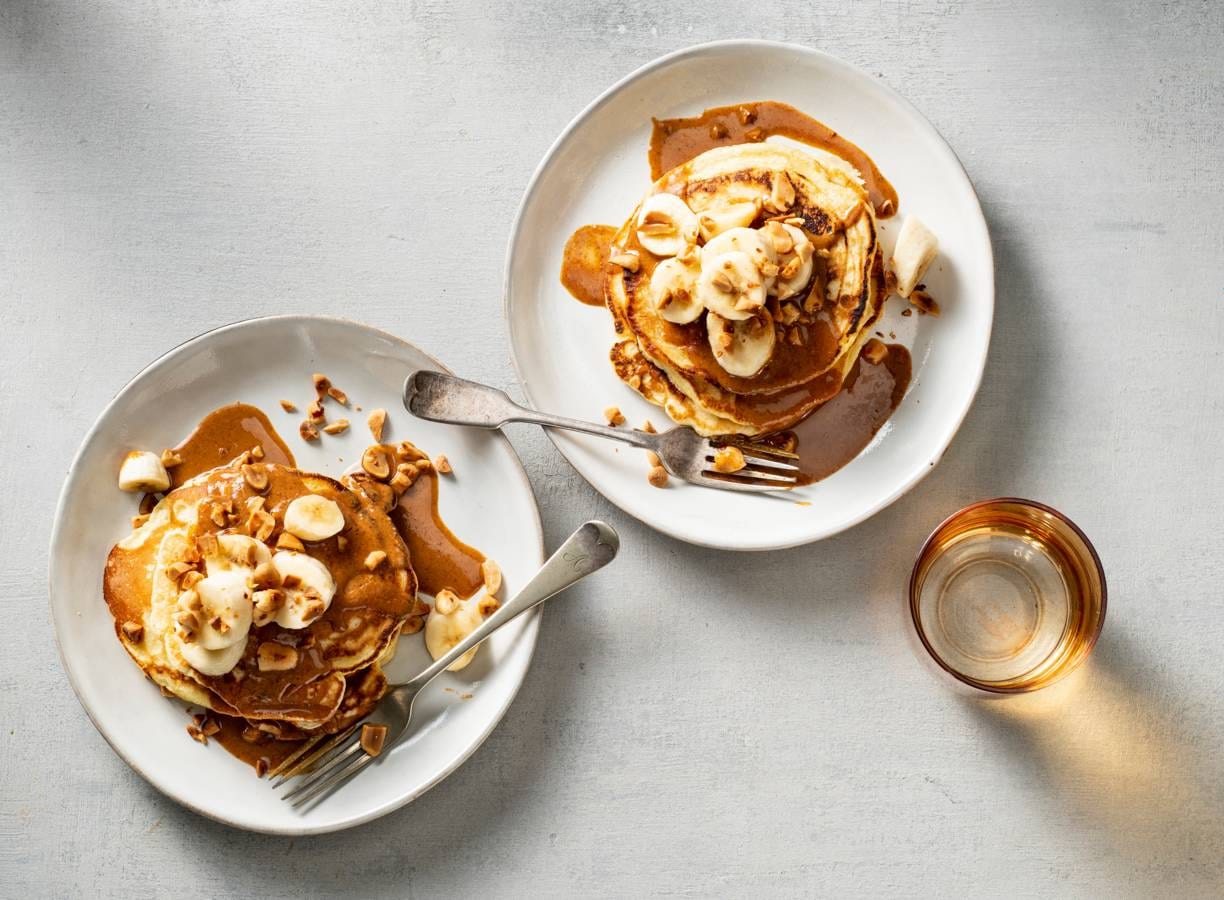 American pancakes met banaan en pindakaas