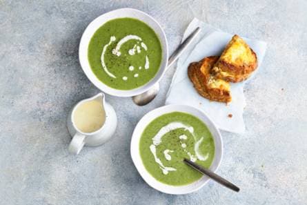 Broccolisoep met room
