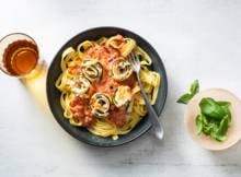 Pasta, kruidenkaas, kip en courgette... een gouden combi!