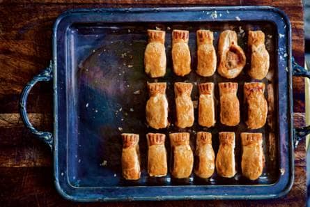 Mini-saucijzenbroodjes met kip