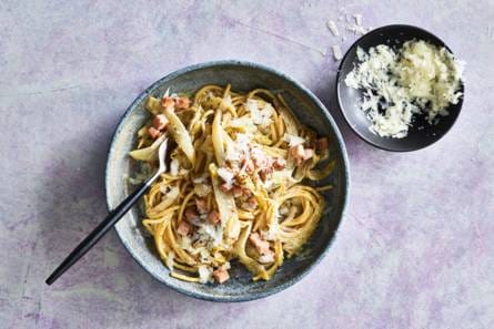 Spaghetti met romige witlof