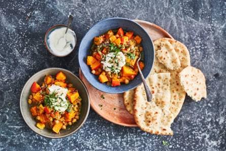 Marokkaanse pompoentajine met kikkererwten