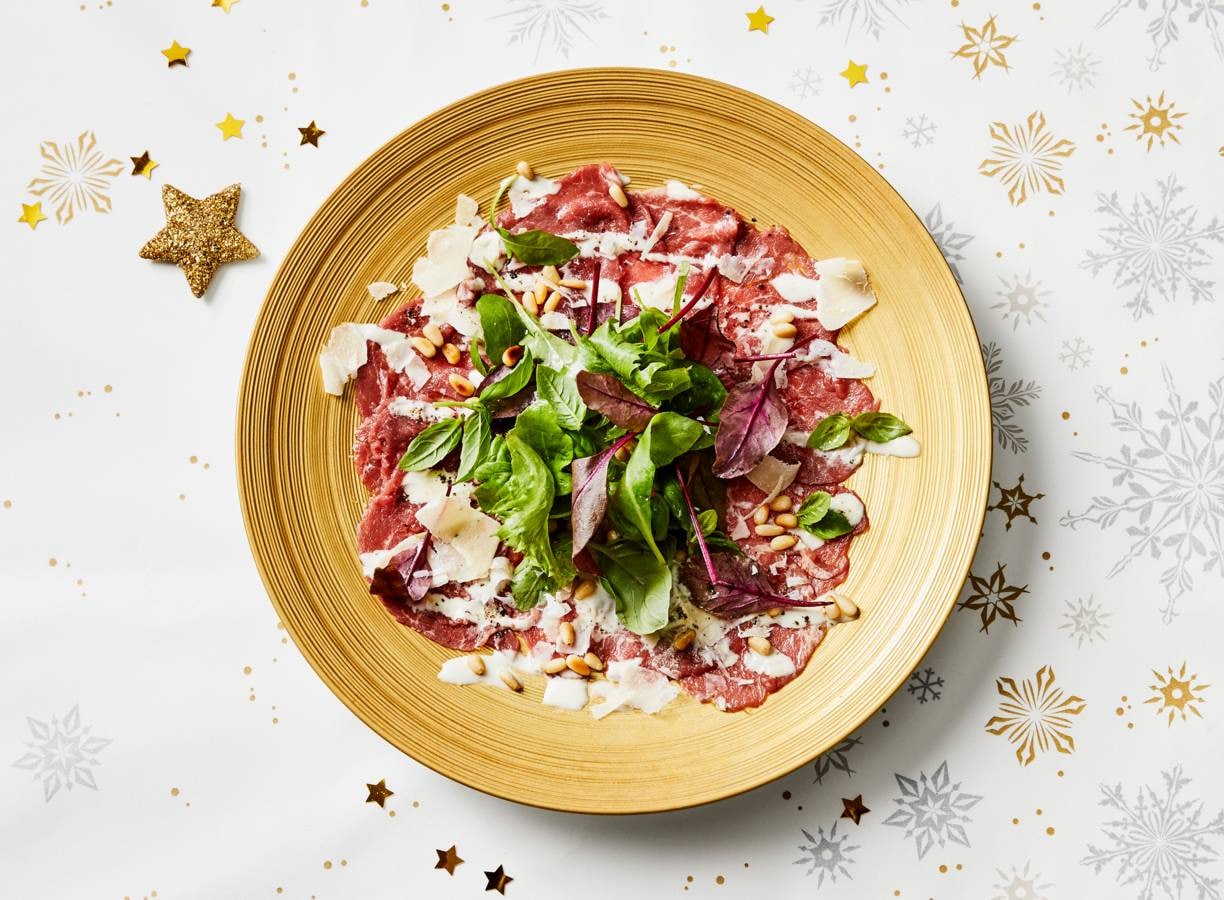 Carpaccio met frisse salade