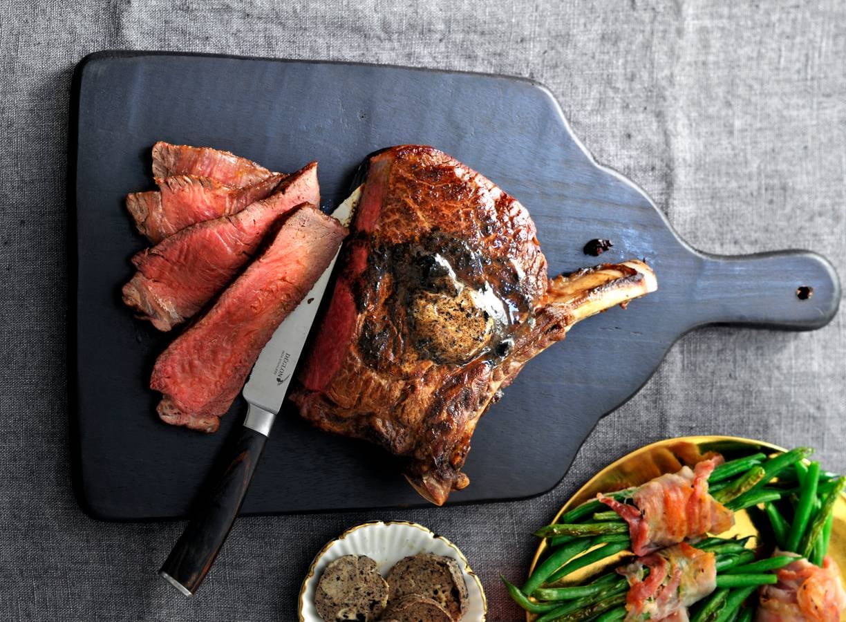 Côte de boeuf met zwarte knoflookboter