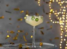 Hot stuff! Deze spicy cocktail met tequilla krijgt z'n kick van de jalapeño peper!