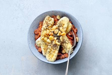 Choco-havermoutpap met banaan en hazelnoot