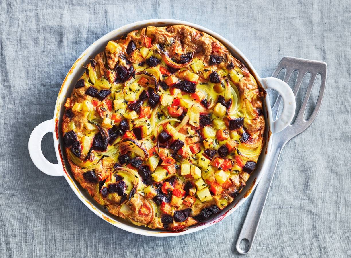 Ovenfrittata met wintergroenten