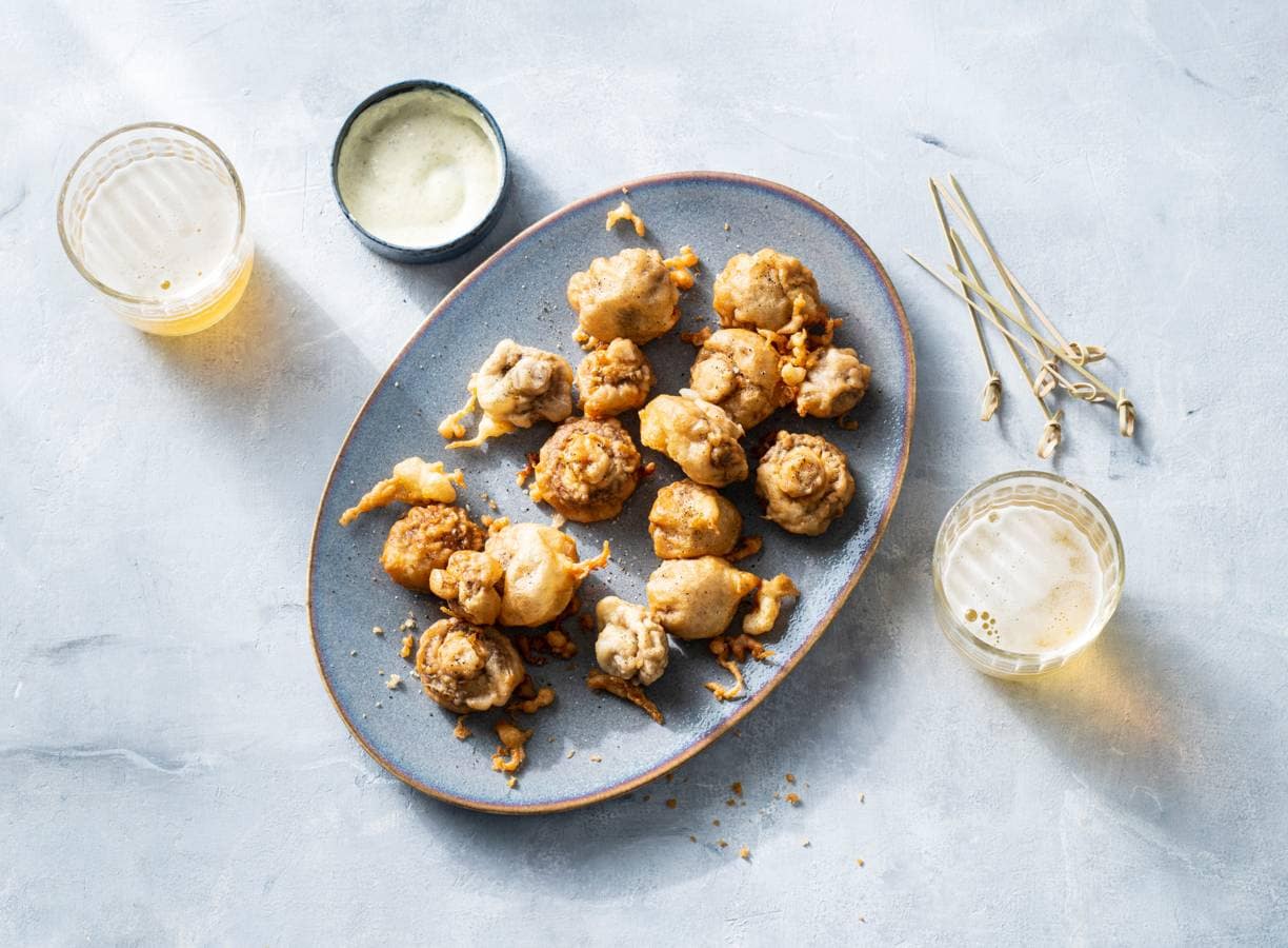 Champignonbeignets in bierbeslag