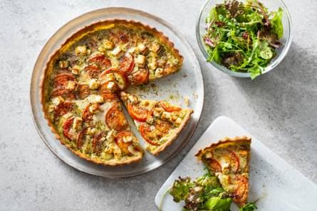 Tomatentaart met pesto