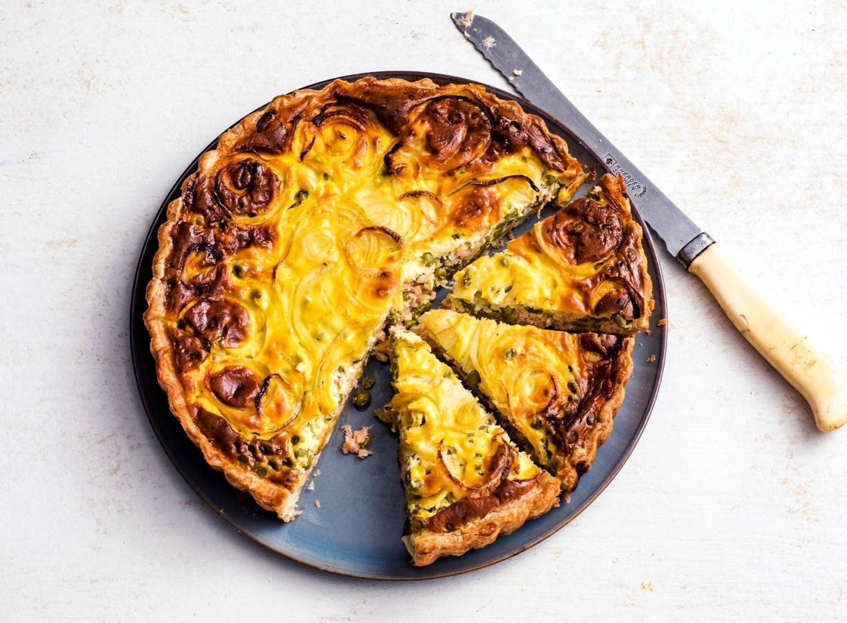 Eenvoudige zalmquiche