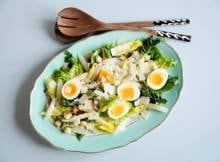 Caesarsalade x asperges = de ultieme lentesalade!