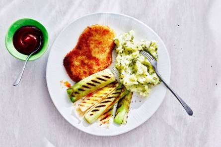 Gegrilde prei met vega schnitzel en puree