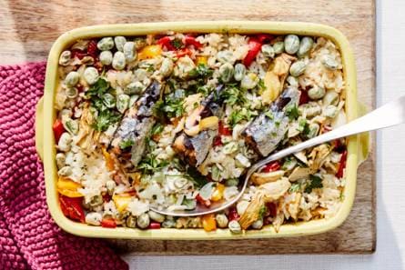 Ovenrijst met tuinbonen, artisjok en sardines
