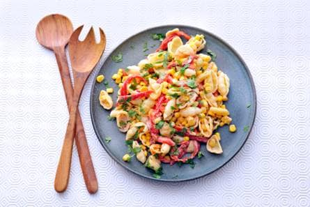 Pastasalade met mais & paprika Recept Allerhande Barbecue pastasalade Recept Allerhande Albert Heijn