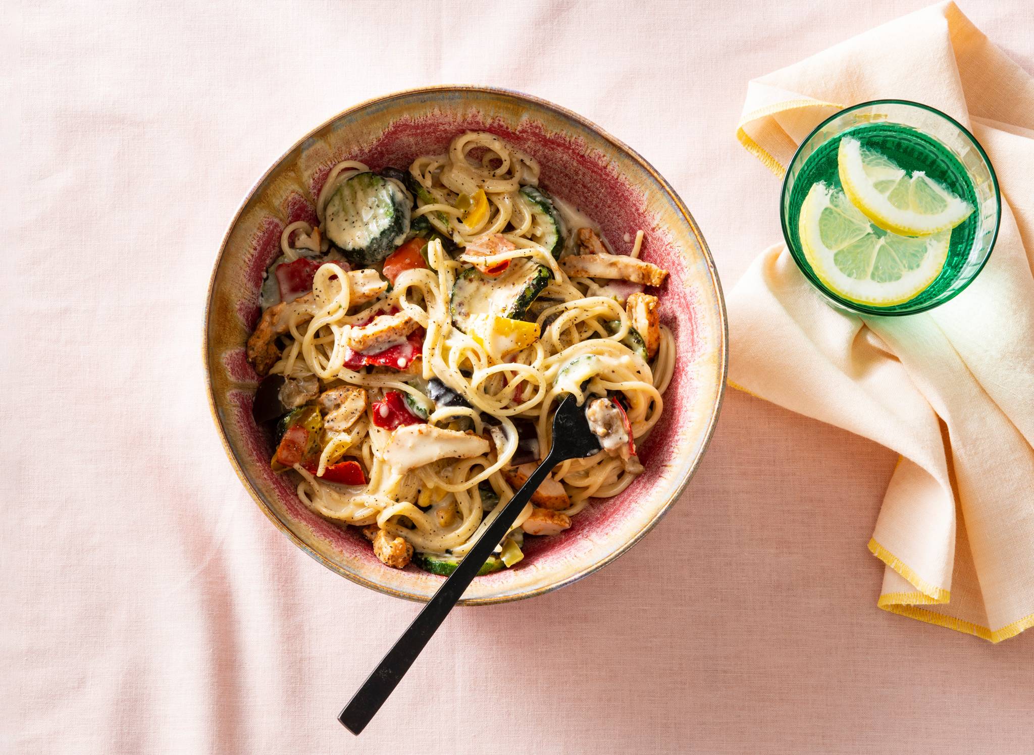 Romige Pasta Met Kip En Gegrilde Groente Recept Allerhande Albert Heijn