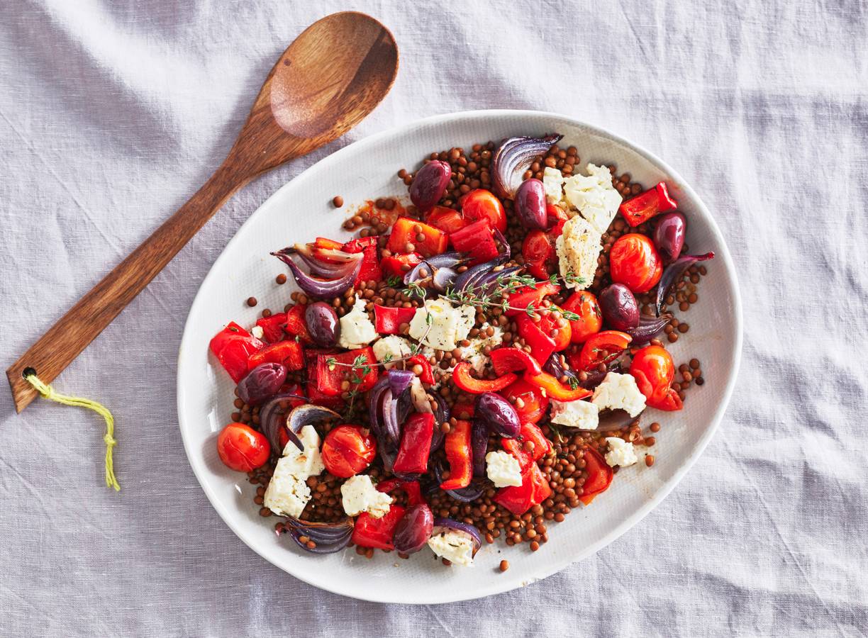 Linzensalade Met Geroosterde Paprika Witte Kaas Recept Allerhande