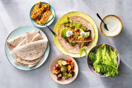 Fajita's met gegrilde kalkoen en avocado (advertorial)