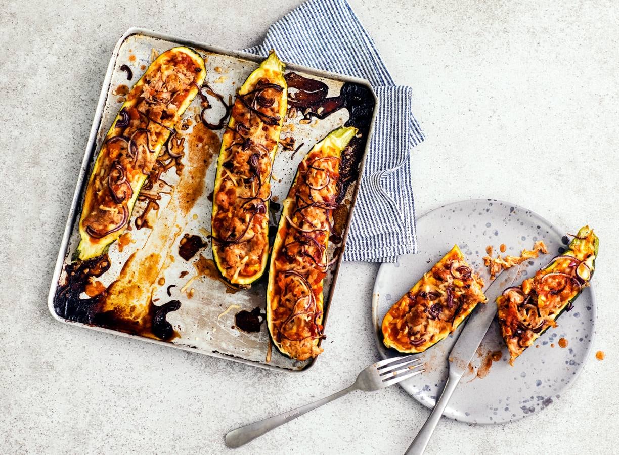 Glutenvrije gevulde courgette met pizzatopping