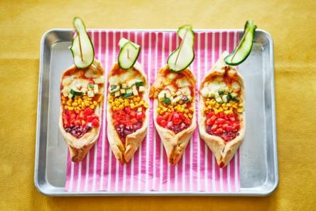 Regenboogpizzabootjes