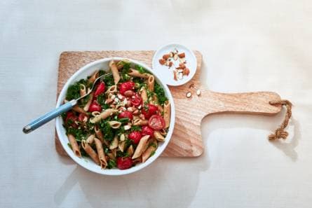 Volkorenpasta met boerenkoolpesto