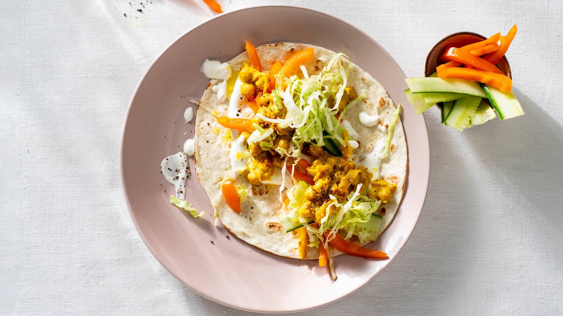 Wraps met kikkererwten en fetacrème recept - Allerhande | Albert Heijn ...