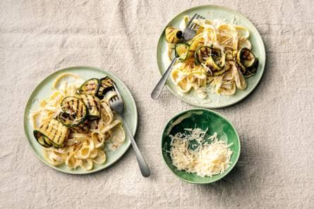 Romige pasta met courgette