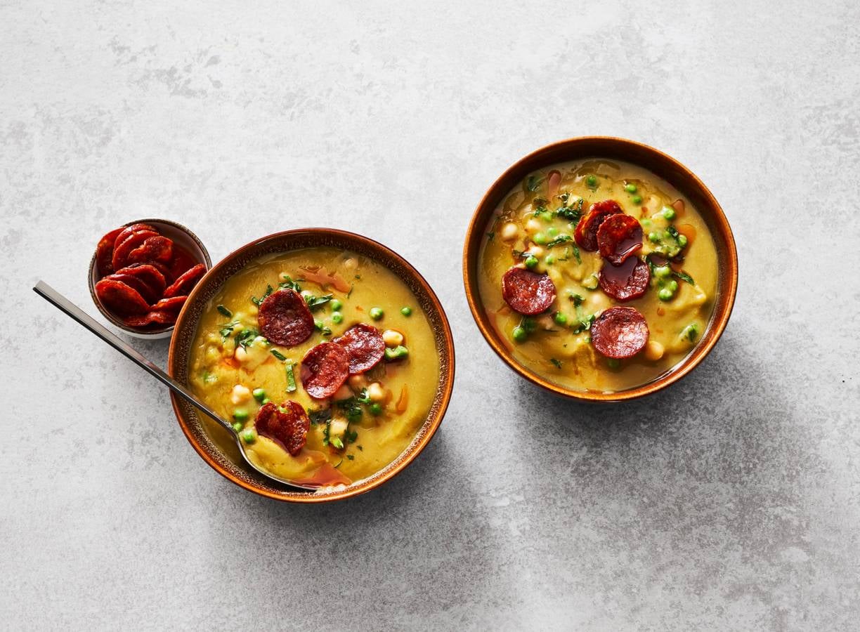 Erwtensoep met chorizo en kikkererwten