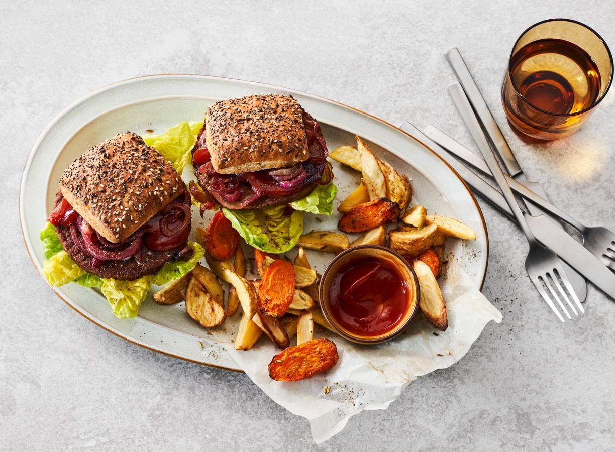 Vega burger met geroosterde wintergroenten
