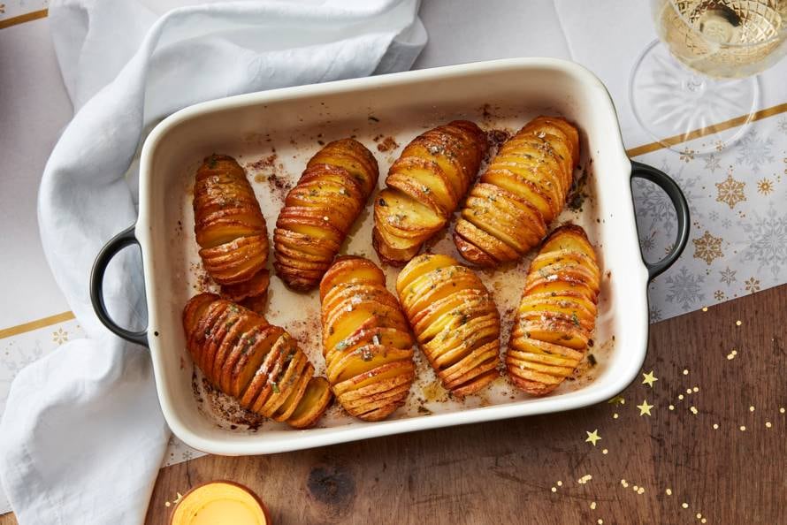 Hasselback-aardappelen met kruidenboter - Recept - Allerhande - Albert Heijn-image