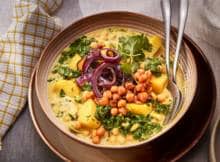 Deze vegan curry sluit met liefde aan in je lijstje met favorieten!