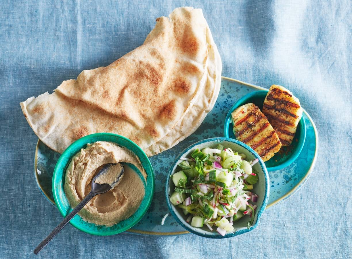 Halloumi met shoarmakruiden en platbrood