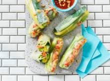 Zelfgemaakte summerrolls met rivierkreeftjes en avocado is dé borreltip voor deze zomer!