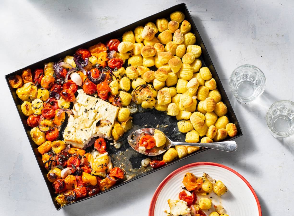 Traybake met gnocchi, feta en snoeptomaat