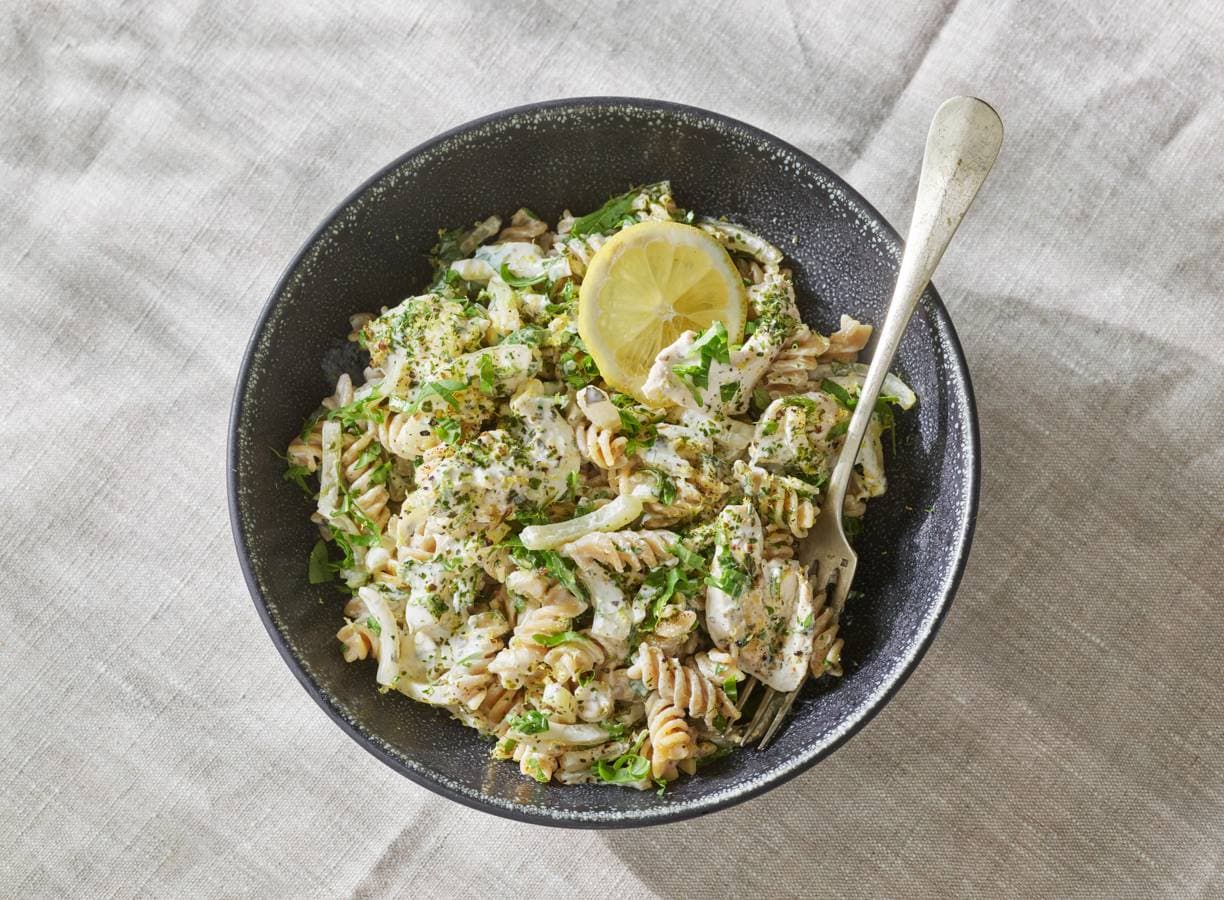 Pasta met kip, venkel en Italiaanse kruiden