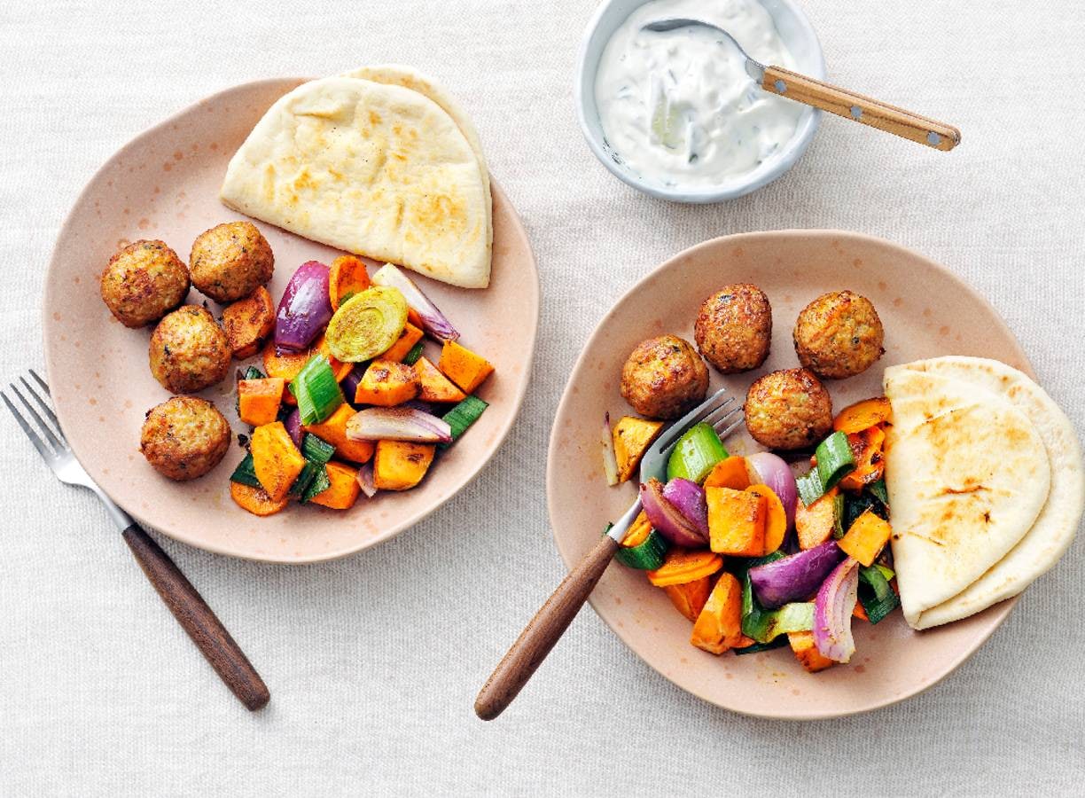 Flatbread met falafel en tzatziki