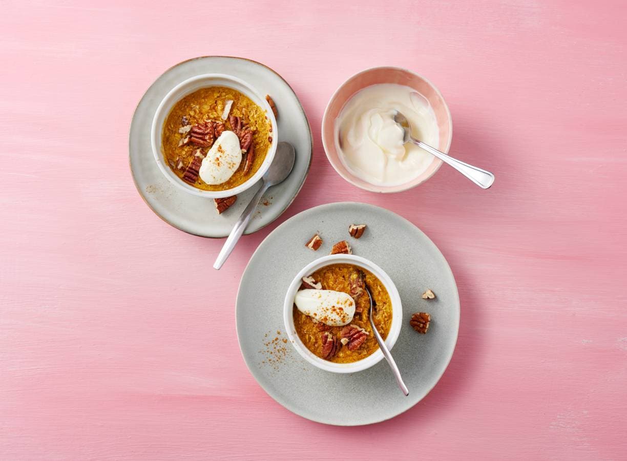 Pumpkin spice baked oats