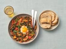 Gezond, vegetarisch én budgetproof. Deze shakshuka is het allemaal.