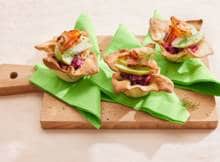 Hartige minitaartjes gevuld met paassmaken zoals rode biet en zalm!